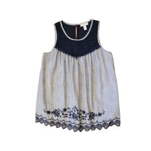 Maternity Sleeveless Embroidered Top